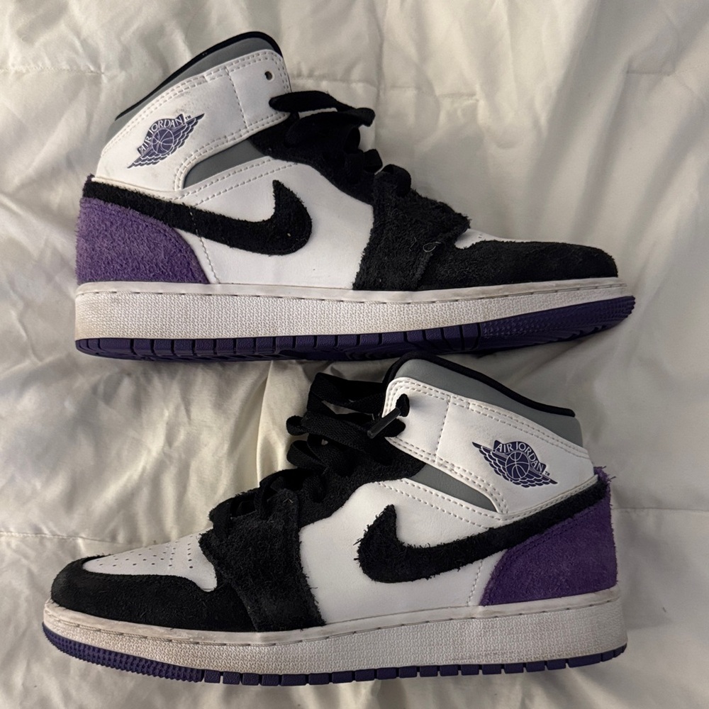 Nike Air Jordan Sneakers Black White Purple